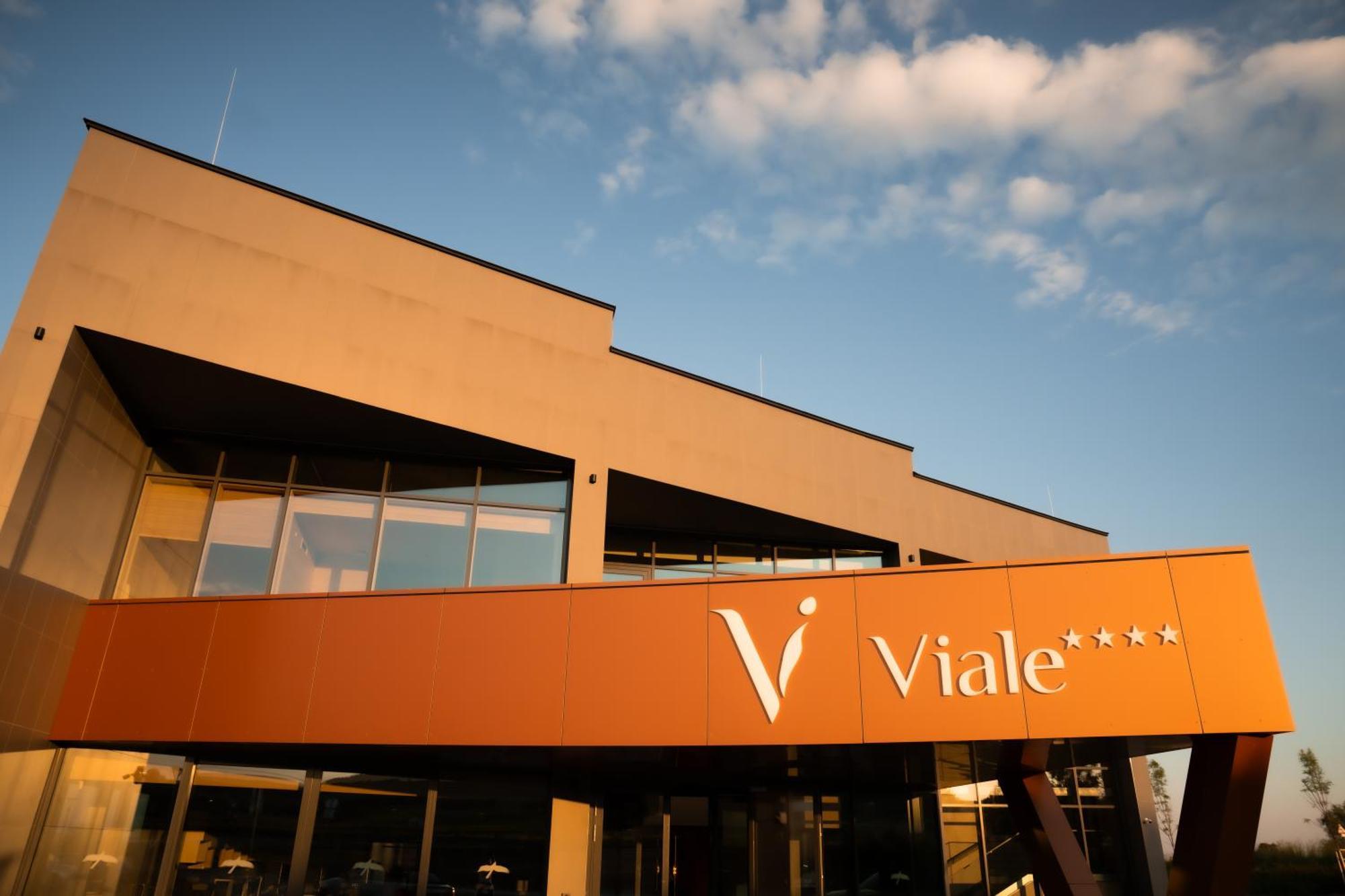 Viale Boutique Hotel Villany Ngoại thất bức ảnh
